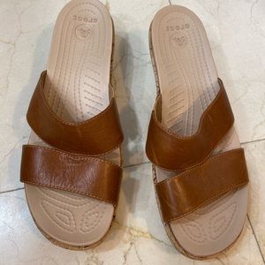 A-Leigh Leather Mini Wedge Sandal size 10 women’s